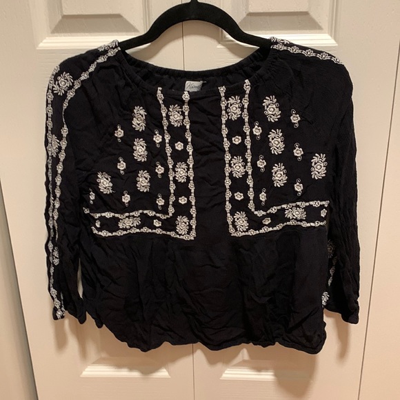 Black Shirt with Intricate White Design - Picture 1 of 2